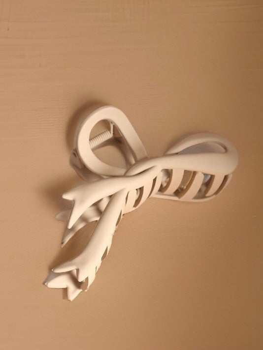 Ribbon Matte Hair Claw