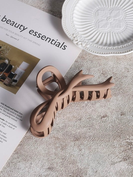 Ribbon Matte Hair Claw