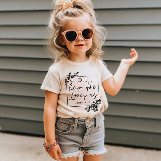 Oh How He Loves Us Tee (Kids)
